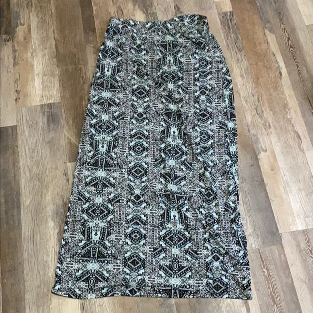 Blue patterned maxi skirt